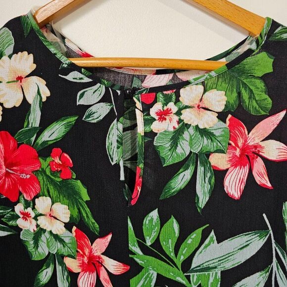 NEVER WORN MY STORY FLORAL SUMMER FOLIAGE BABYDOLL TOP LOOSE FITTING SIZE SMALL - Picture 9 of 14